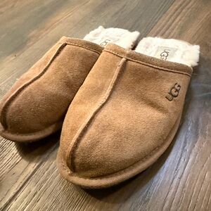 UGG Tan Fur Lined Slippers